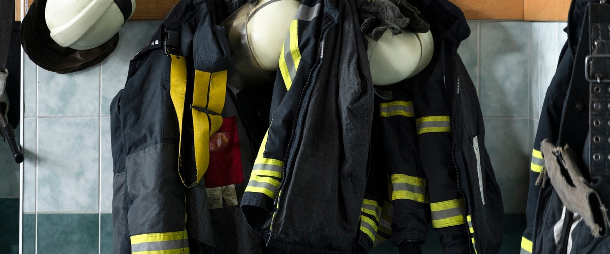 Cobertura del seguro de vida para bomberos y elegibilidad para contratantes
