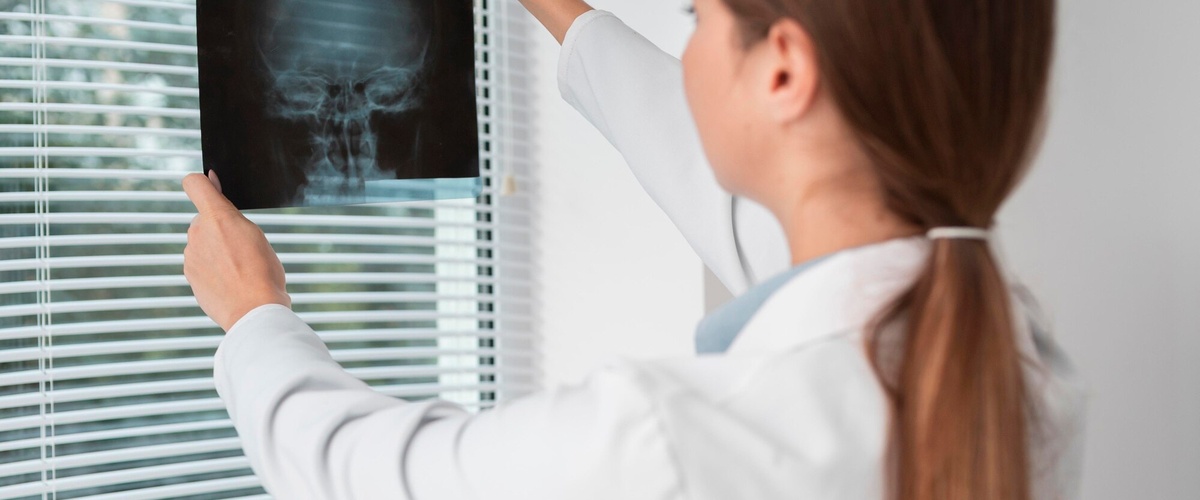 Cobertura, pruebas y opiniones de Radiología Adeslas