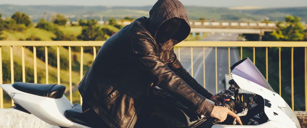 Consejos para prevenir el robo de moto, seguro contra robos y qué hacer si te roban la moto