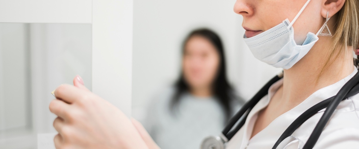 Cuadro médico, seguros y opiniones de Otorrinolaringología en Sanitas