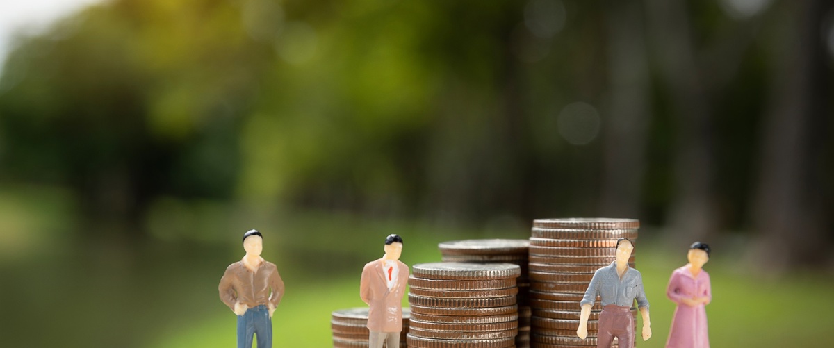 Rendimientos, riesgos y comparativa del Plan de Pensiones Global Allianz para optimizar tus ahorros