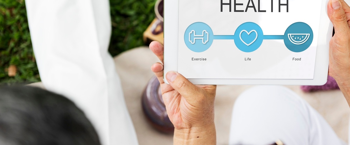 Servicios digitales y seguros de salud